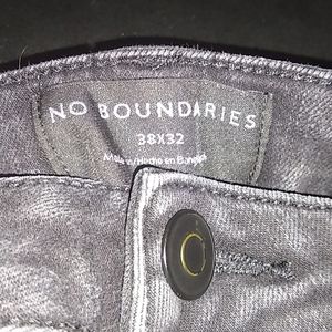 No boundaries black pants